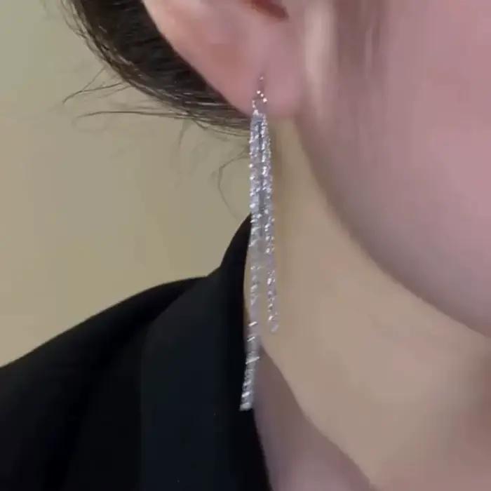 Boucles d'oreilles longues à pampilles pour femmes