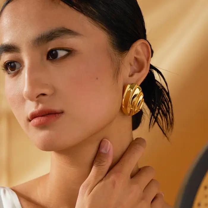 VAROLE – boucles d'oreilles à clous au Design populaire pour femmes