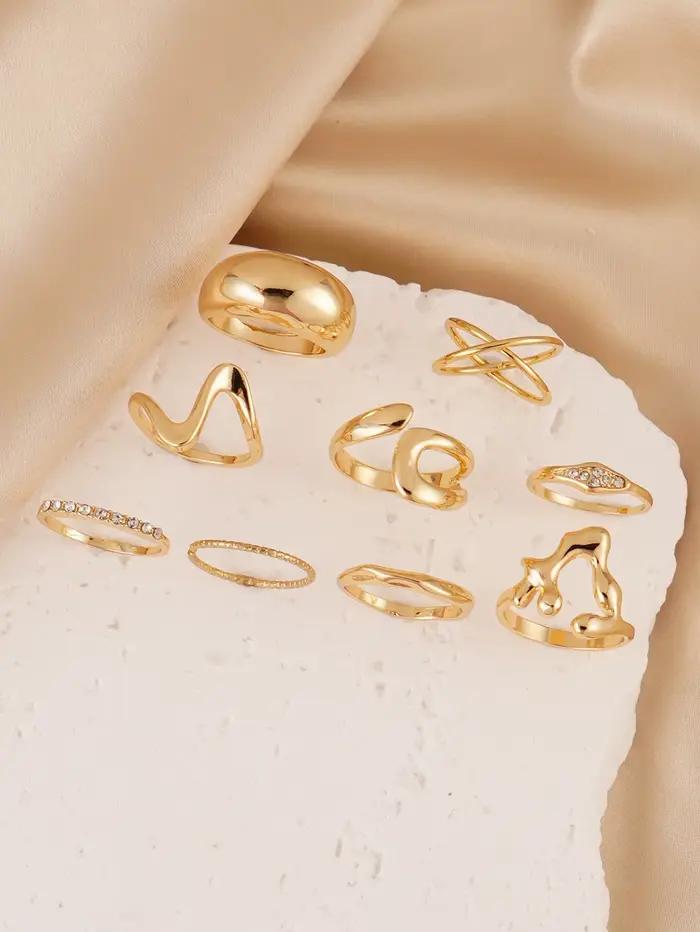 Collection de bagues élégantes en or, bandes fines empilables minimalistes, bijoux délicats à la mode pour femmes