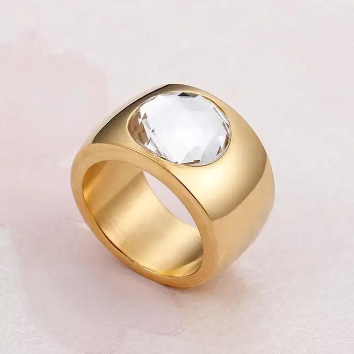 Alliance de mariage en acier inoxydable plaquée or avec zirconium pour femme élégante occasions spéciales