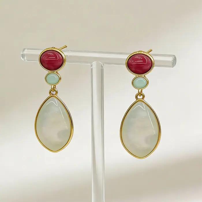 Boucles d'oreilles pendantes vintage au nouveau design