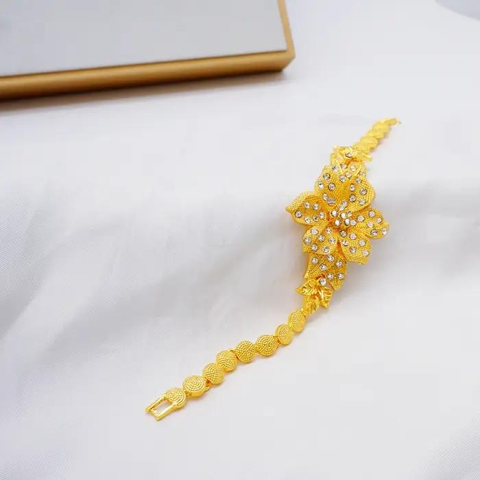 Parures de bijoux couleur or de Dubaï