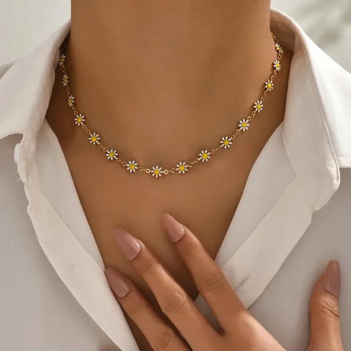 LUXUKISSKIDS nouveau élégant petite fleur breloques Collier romantique femme marguerite chaînes pendentif colliers mignon fille accessoires cadeaux