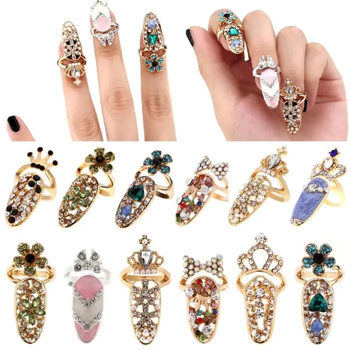Bague à ongles en cristal et strass pour femmes