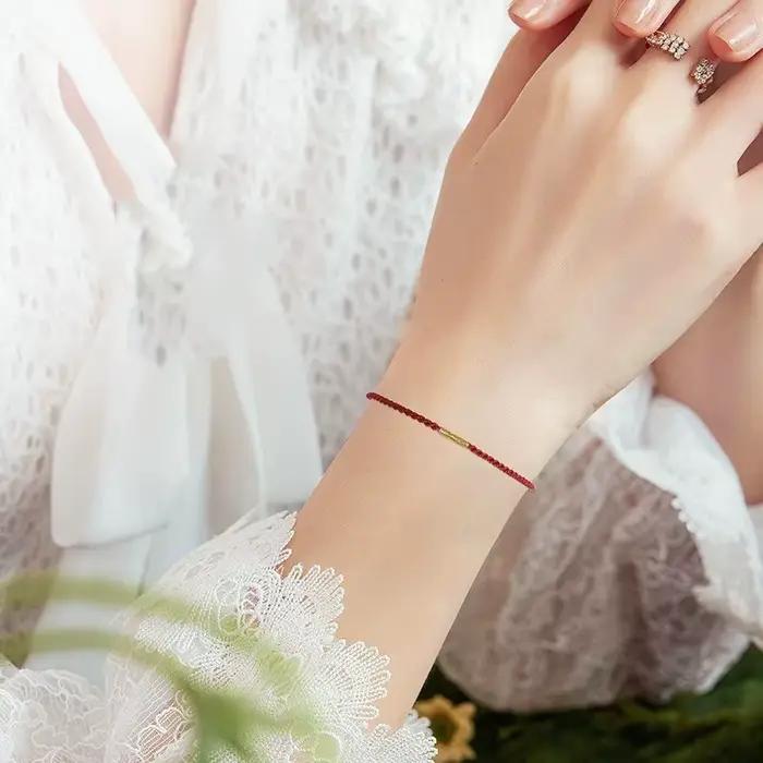 Bracelets tressés rouges ultra-fins pour femmes, hommes et couples – Nouveauté 2026 – Bracelets en fil rouge pour cadeaux de l'année du Zodiaque Chinois