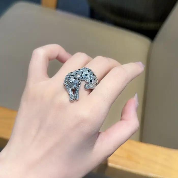 Bagues Léopard Tridimensionnelles Rétro Dominatrices pour Femmes Bijoux en Argent Plaqués Cristaux Zirconium Occasions Spéciales