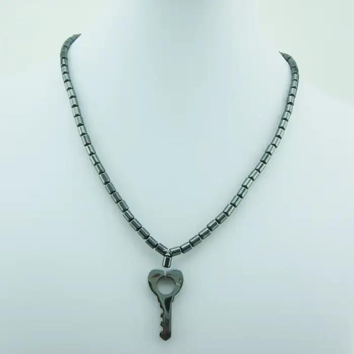Collier en hématite avec croix de jésus, perles noires aimantées, thérapie magnétique, soins de santé, pendentif énergétique, bijoux religieux