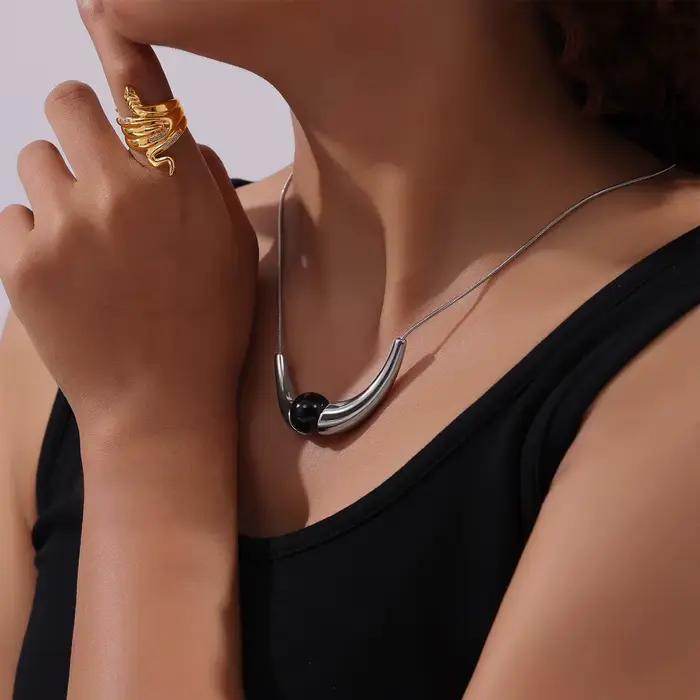 Ensemble de boucles d'oreilles et collier Chic, pendentif rond de Style d'angle Unique, avec chaîne fine en acier inoxydable, bijoux à breloques à la mode