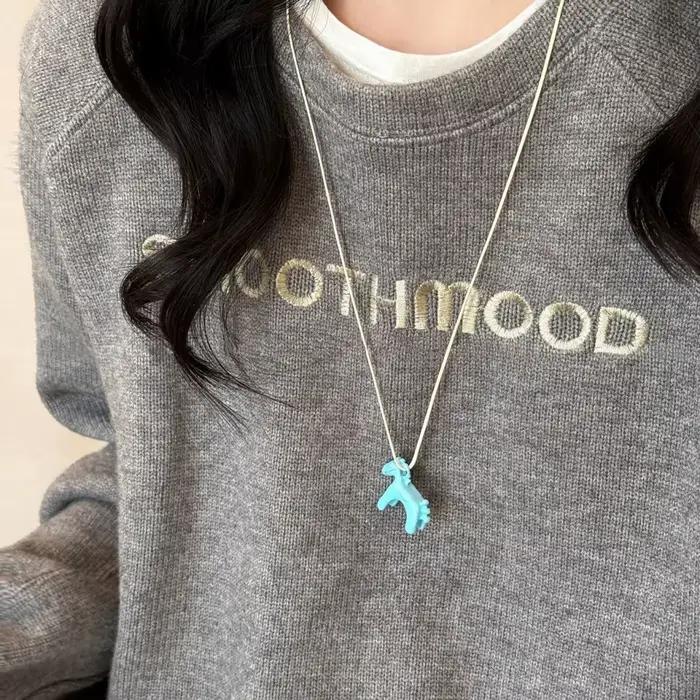 Collier long avec pendentif cheval coloré pour femmes chaîne de pull simple et réglable bijou mode occasion spéciale soirée cadeau Y2K