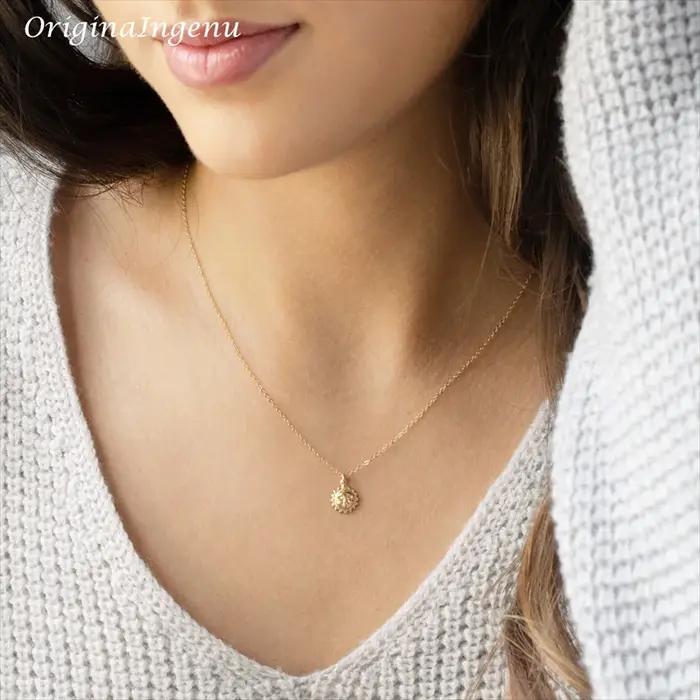 Collier pendentif soleil doré rempli d'or 14K bijou fait à la main pour femmes occasions spéciales soirée événements modèles