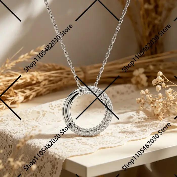 Collier Cygne à Coupe Baguette, Bijou Spectaculaire et Audacieux