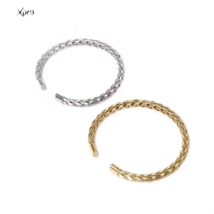 Bracelets torsadés à breloques tendance pour femmes