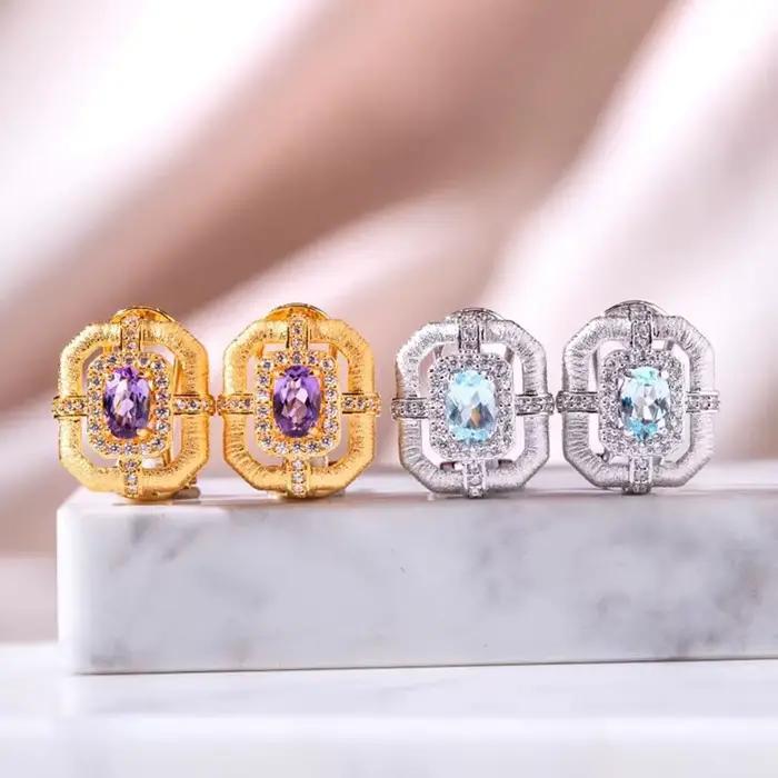 Boucles d'oreilles à clous en or italien avec zircone cubique design géométrique vintage pour femmes occasions spéciales