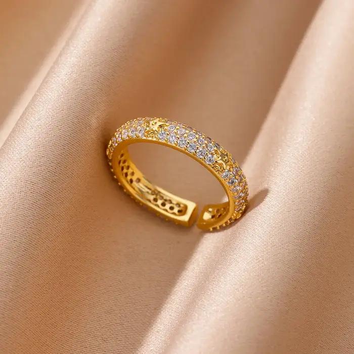 Bague en acier inoxydable plaqué or avec zircon en forme de cœur pour femmes, alliance de mariage de luxe, bijou de couple pour célébrations romantiques