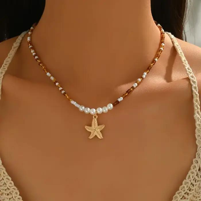 Collier Bohème Coquillages et Perles pour Femme, Style Océan Estival, Pendentif Étoile de Mer, Ras-de-cou, Bijou de Vacances, Cadeau