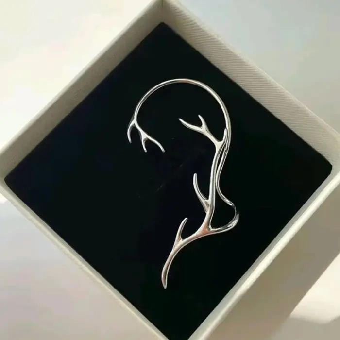 1 boucle d'oreille en forme de cerf à motif géométrique avec crochets pour les oreilles