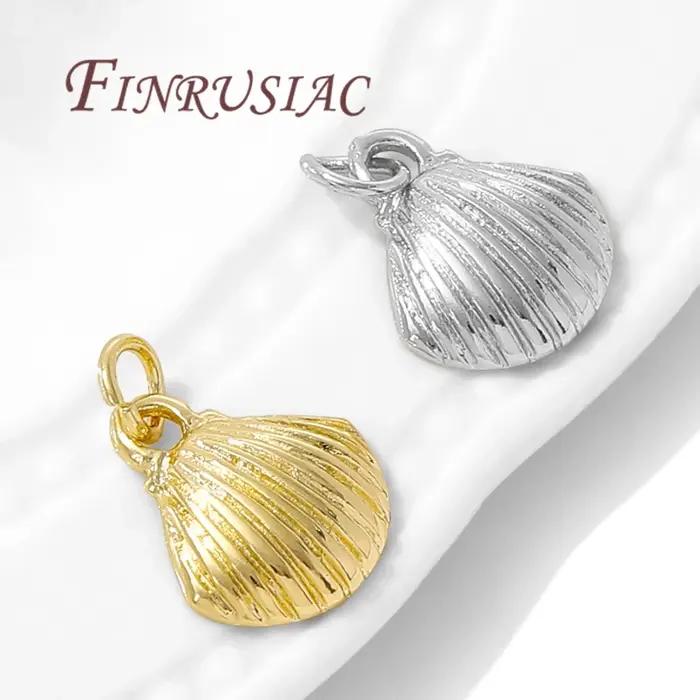 Pendentif décoratif plaqué or 18 carats