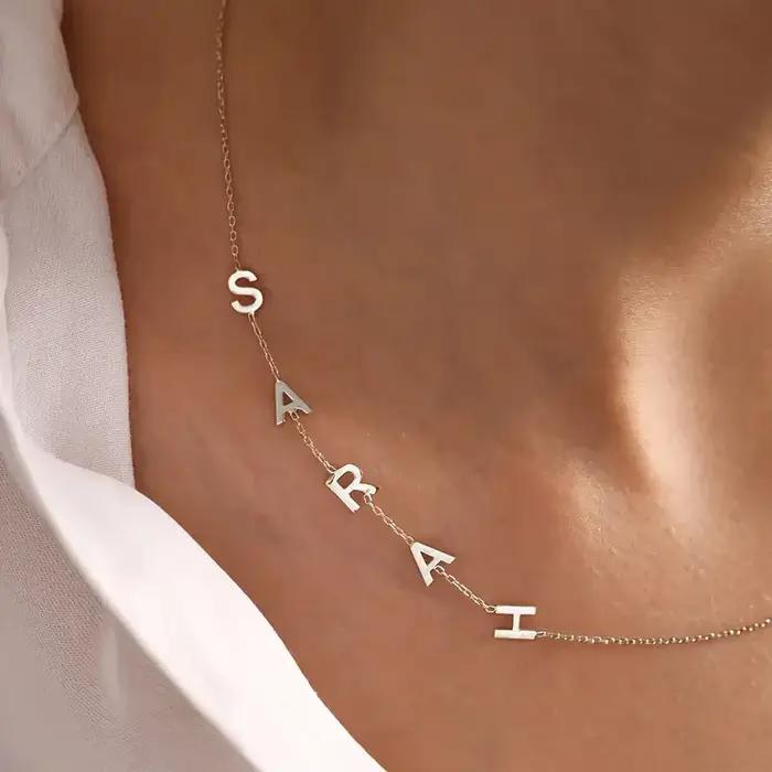 Collier personnalisé avec 26 lettres et nom pour femmes et hommes