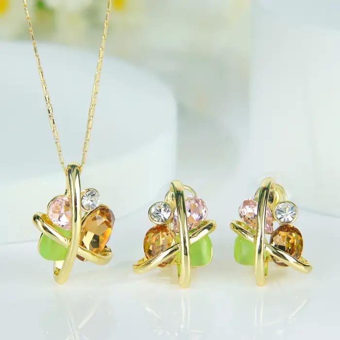 Ensemble de bijoux vintage en cristal zircone colorée 14k collier boucles d'oreilles pour femmes occasions spéciales minimalistes européens rares