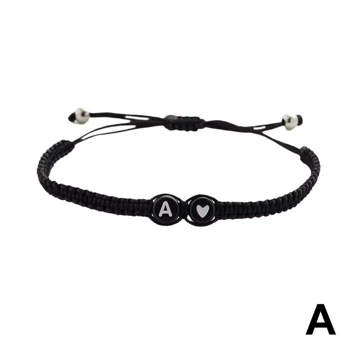 Bracelet tissé à 26 lettres, réglable, tissé à la main, tressé pour Couple, avec perles noires et bl