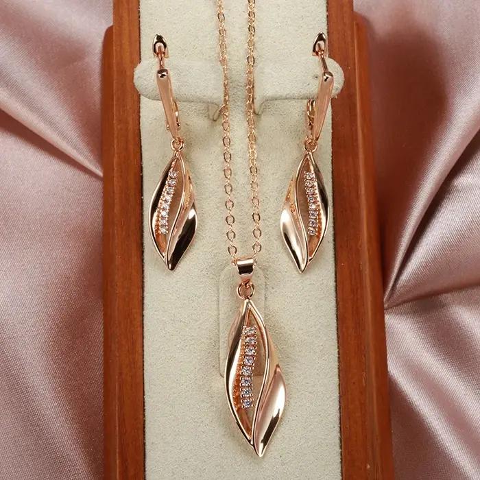 JULYDREAM luxe 585 couleur or boucles d'oreilles collier ensembles brillant Zircon géométrique bijoux pour femmes quotidien fête accessoires de mode