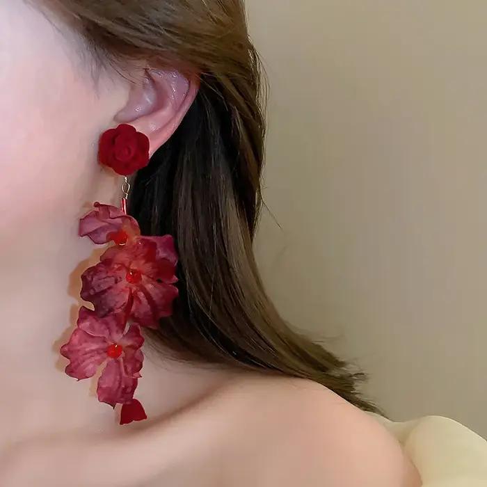 Boucles d'oreilles pendantes en forme de rose pour femme