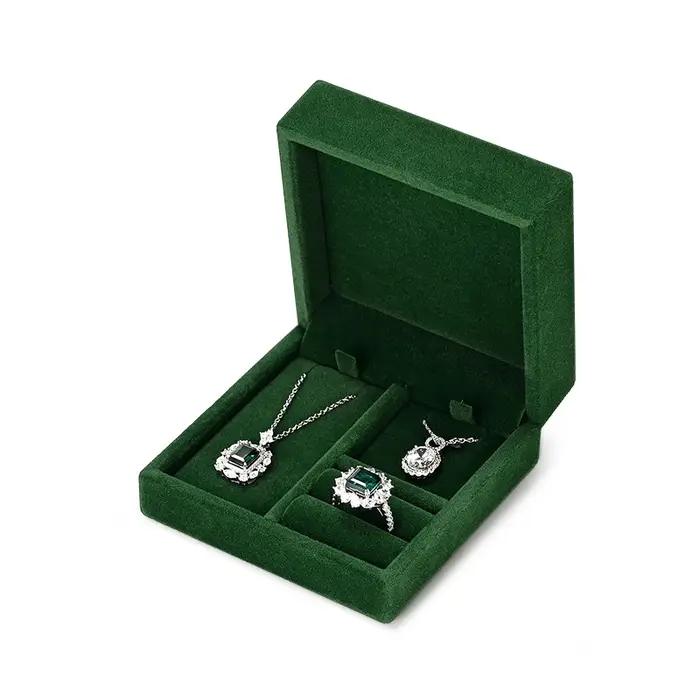 Boîte à bijoux en velours pour rangement et protection de bijoux, cadeau d'anniversaire ou mariage, collection personnelle, organisation et exposition de bijoux