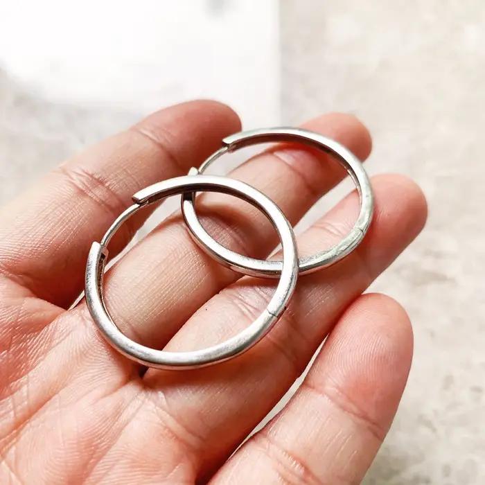Grandes Boucles d'Oreilles Créoles à Charnière en Argent Sterling 925