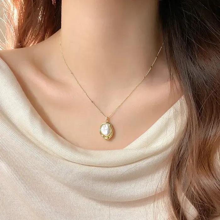 Colliers en perles d'imitation baroques couleur or pour femmes