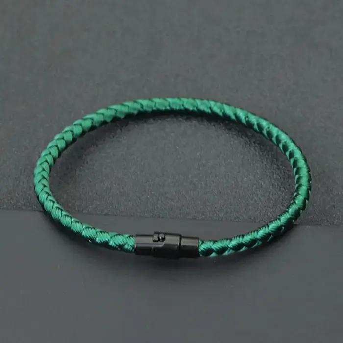 Grade A quille corde Bracelet hommes Femme chanceux fil rouge