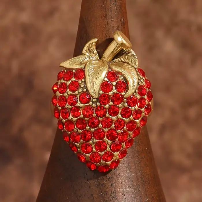 Bague Vintage fraise rouge couleur or feuille strass Cocktail bijoux de créateur de luxe accessoires