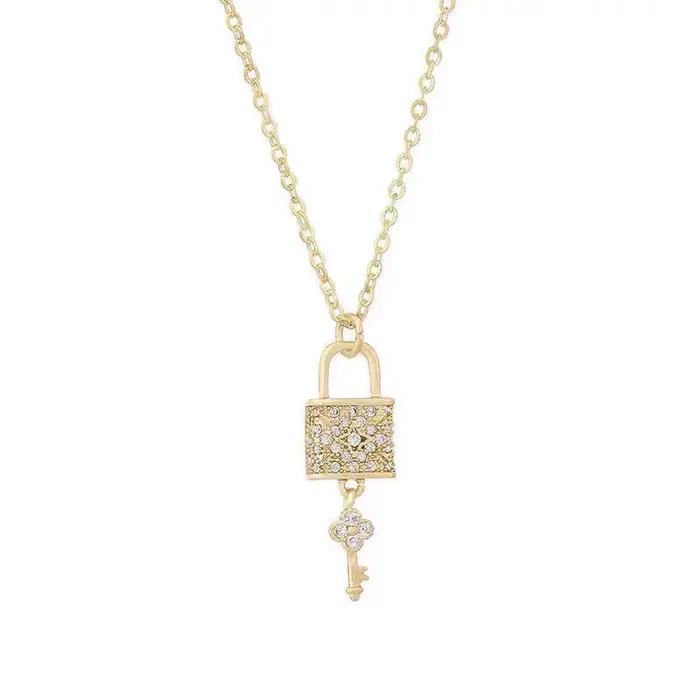 Collier en acier inoxydable avec pendentif clé en zircone cubique pour femmes mode anniversaire