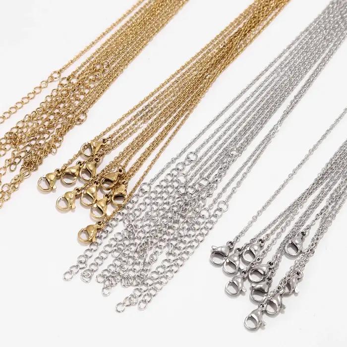 Collier classique plaqué or pour femmes occasion anniversaire acier inoxydable chaîne O élégant style sophistiqué