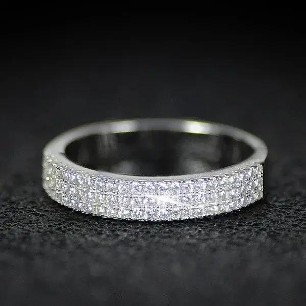 Bague de fiançailles de luxe en or blanc pour femme