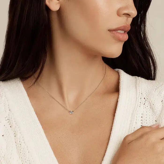 Collier Moissanite 3mm en Argent Sterling 925 Pendentif Unique pour Femmes Occasions Spéciales Colliers avec Chaîne O Blanc Gris Bleu Rouge