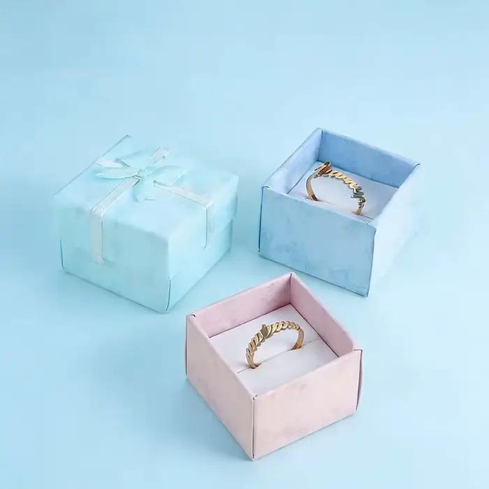 Bagues personnalisées en acier inoxydable avec double prénom pour couples et familles, alliances de mariage, cadeaux d'anniversaire et de fête, bijoux d'amour robustes et durables