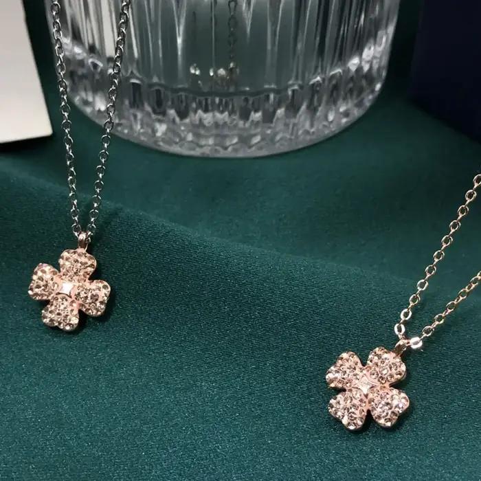 Ensemble de bijoux fins originaux en forme de fleur éternelle