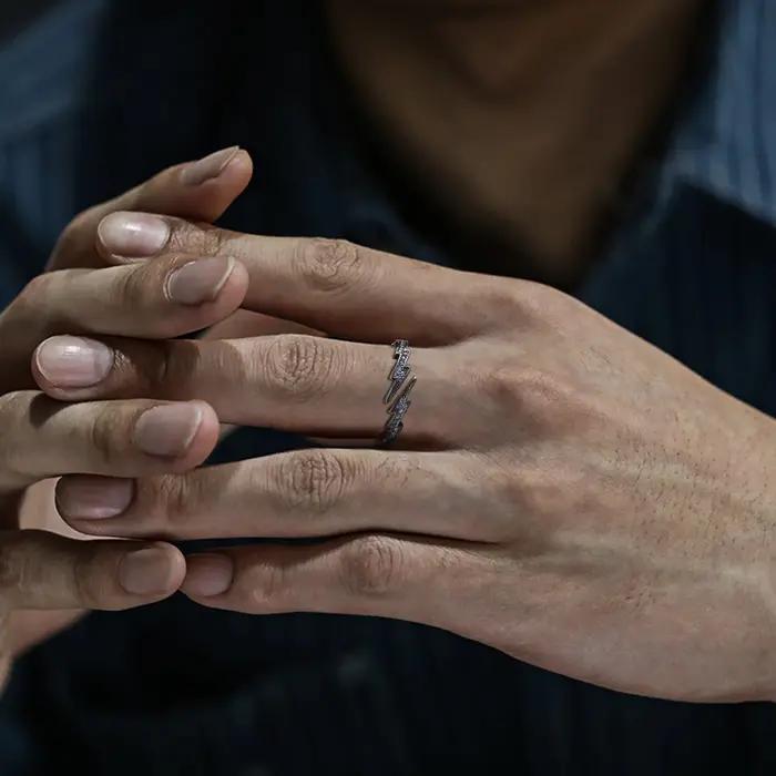 Bague à breloques pour hommes et femmes