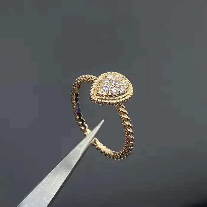 Bague ouverte en or 18 carats plaqué or avec diamant en forme de goutte d'eau, accessoire de mode élégant pour un cadeau raffiné