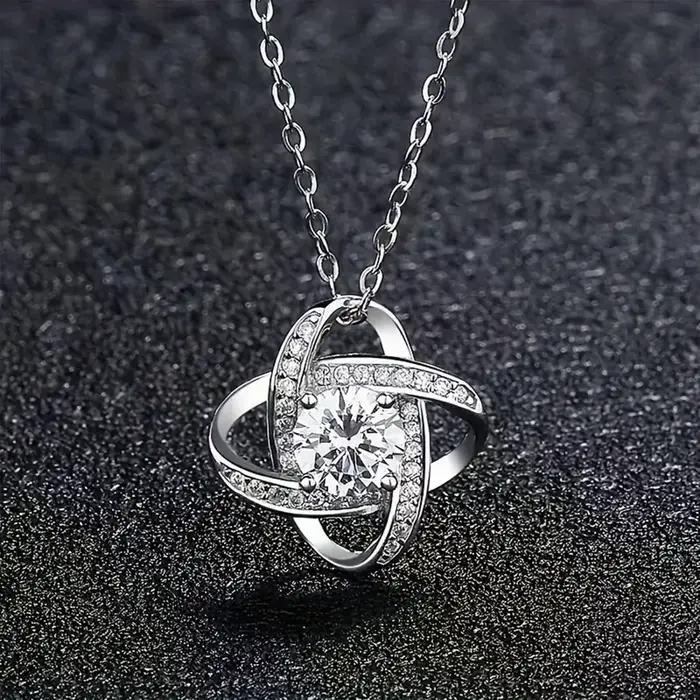 Collier élégant avec nœud d'amour zircone cubique pour femmes classique cadeau romantique anniversaire