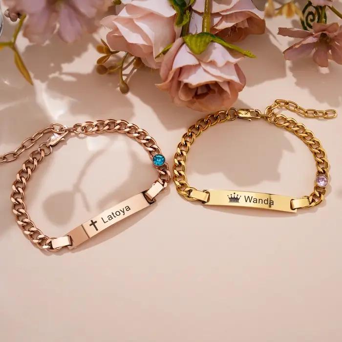 Bracelet personnalisé avec nom et pierre de naissance pour enfant cadeau d'anniversaire ou de baptême en titane or rose argent adjustable cubain