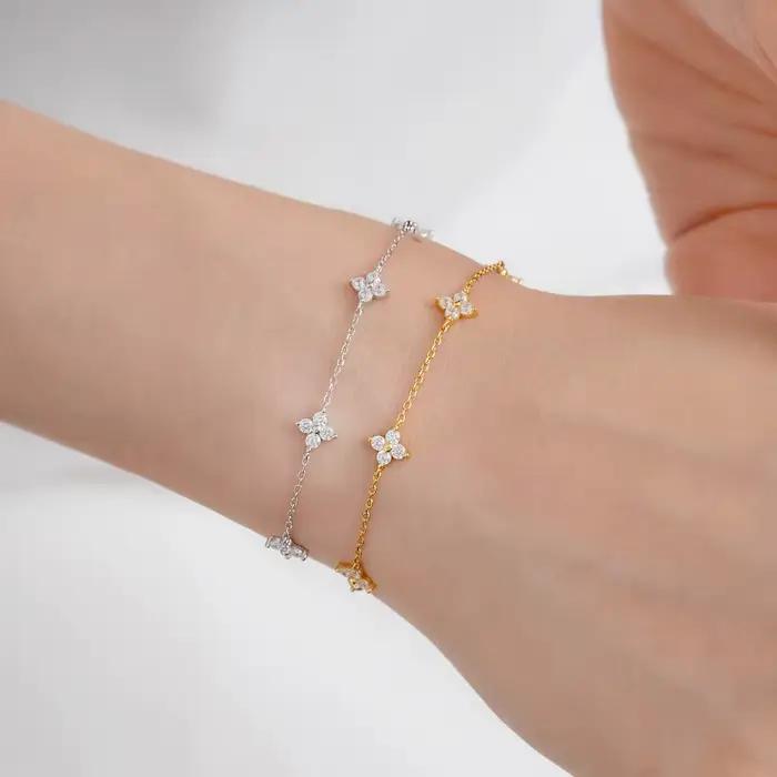 Bracelet trèfle à quatre feuilles en zircone cubique plaqué argent 925 pour femmes