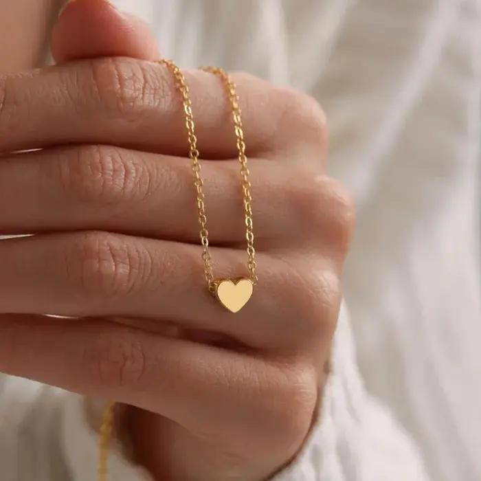 Collier Cœur Plaqué Or en Acier Inoxydable, Pendentif Amour Délicat et Mignon pour Femme, Cadeau pou