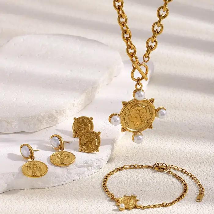316L acier inoxydable perle ange reine collier Hip Hop étanche ensemble de bijoux femmes 18K plaqué or accessoires
