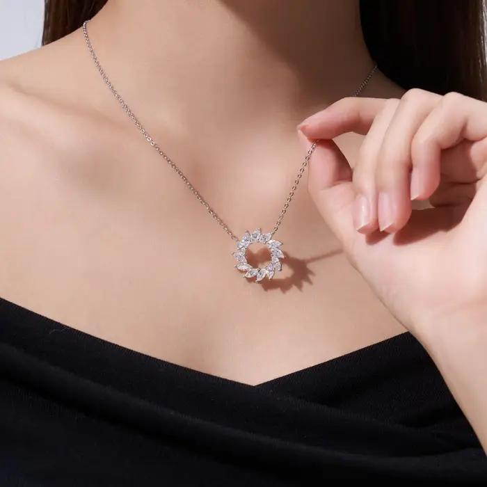 Collier pendentif soleil en moissanite taille marquise en argent S925 LinkerLove pour femme