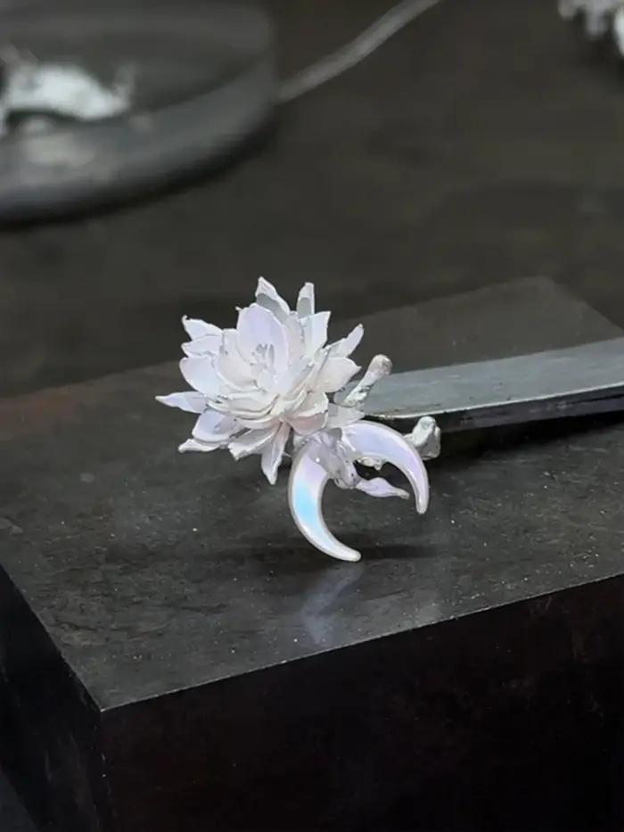 Bague Tan Moon Flower pour femme, style classique, bagues de lune, cadeau de fête pour petite amie, bijoux de soirée élégants, alliances de mariage ajustables