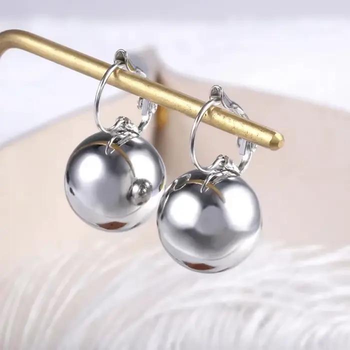 Boucles d'oreilles Vintage à grande boule ronde pour femmes, concises, quotidiennes, bijoux à la mode, accessoires d'anniversaire de mariage, cadeau parfait