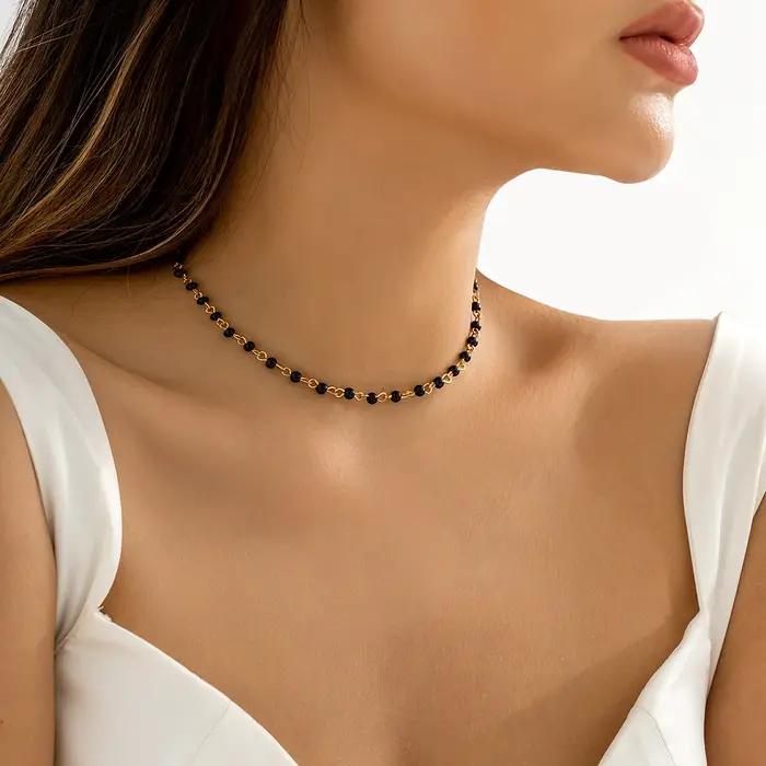 Lacteo Kpop noir/blanc petites perles de cristal chaîne courte collier ras du cou pour les femmes bijoux