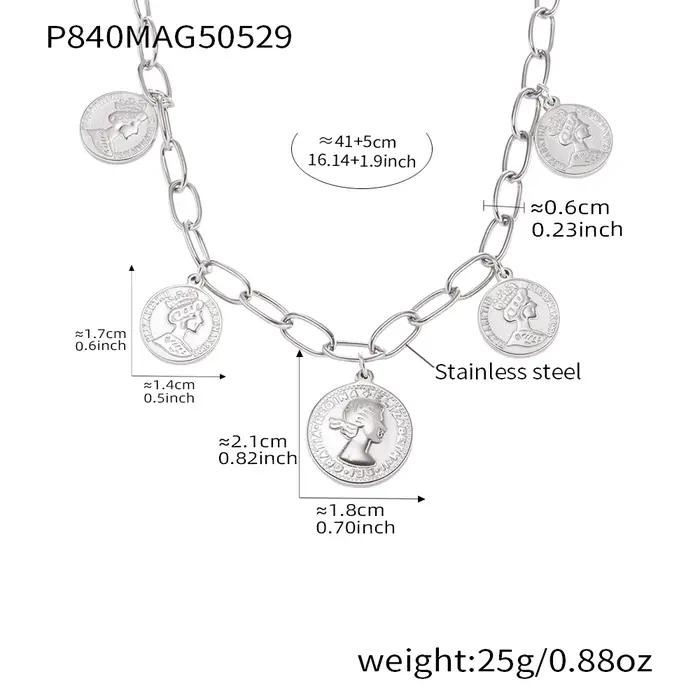 Collier pendentif rond à motif de tête de reine en acier inoxydable plaqué or 18 carats avec collier