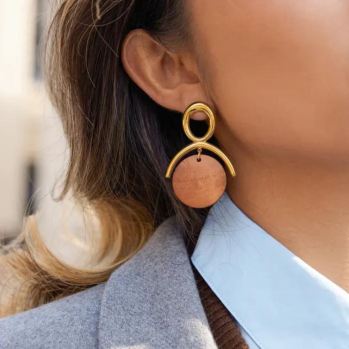 Uworld Vintage marron en bois circulaire pendentif boucles d'oreilles pour femmes 18K plaqué or en acier inoxydable boucle d'oreille bijoux imperméables